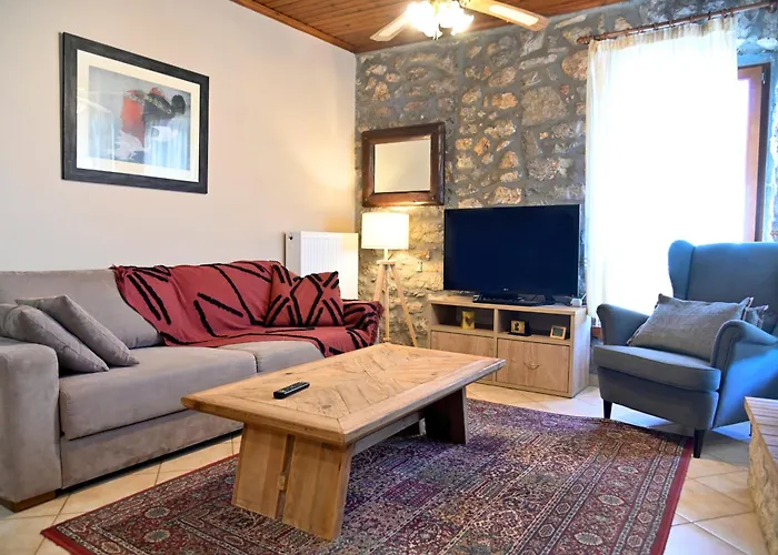 Stone House * Amfiklia